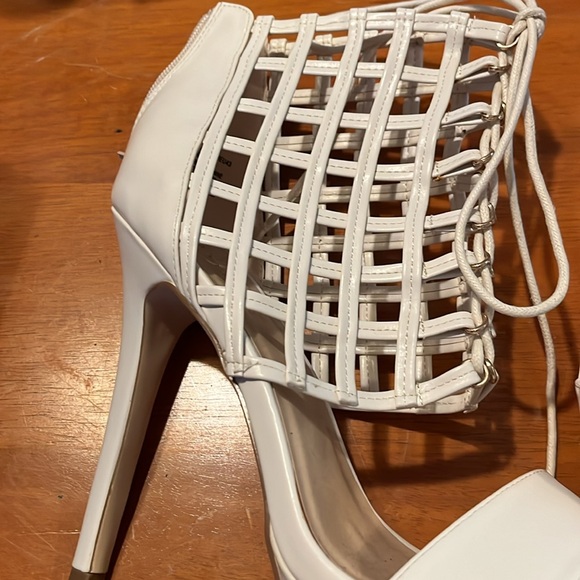 Shoe dazzle last price drop - Picture 2 of 9